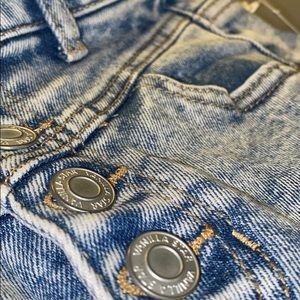 Meet your Posher, Xaviera